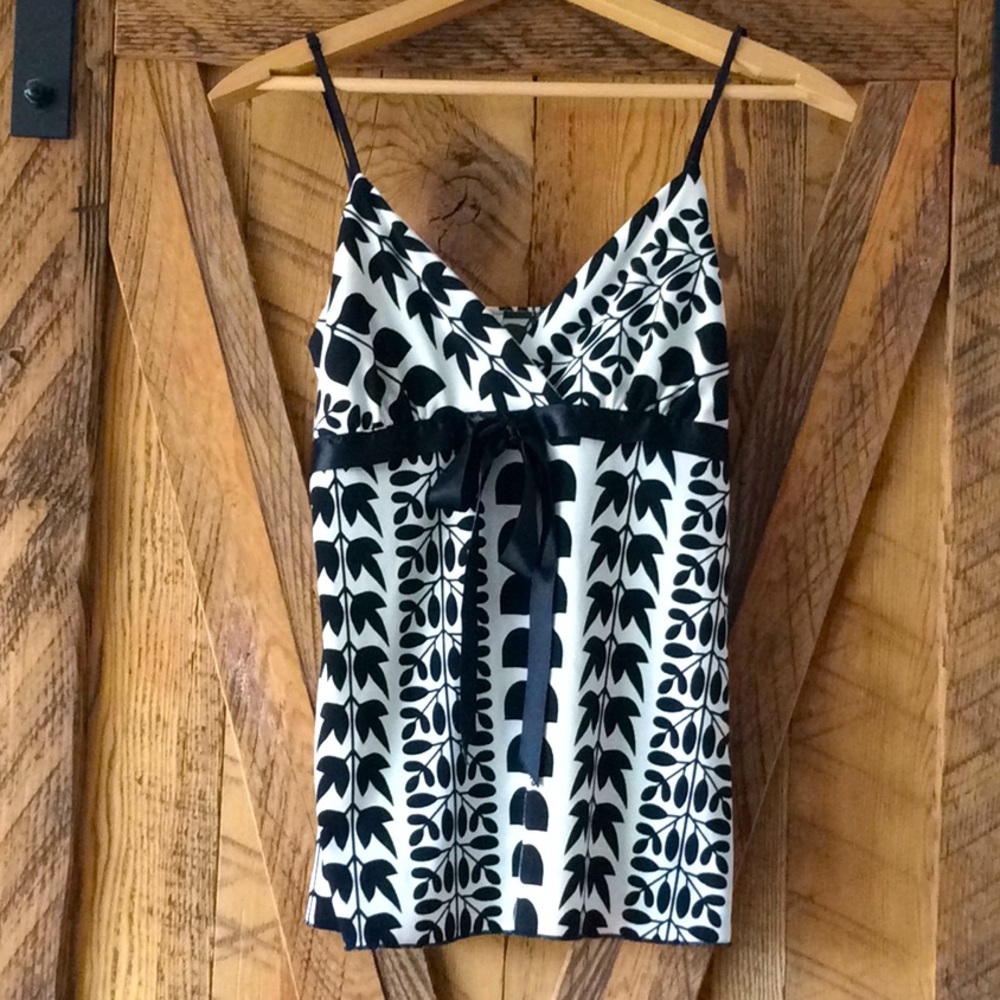 Black and white tank